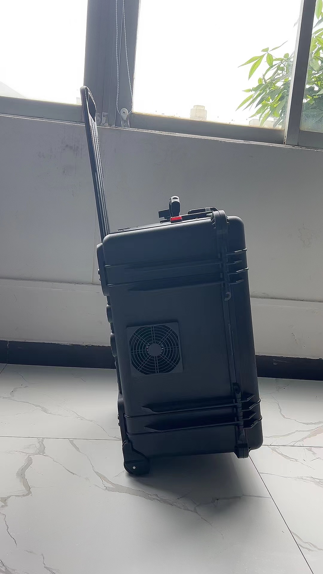 都安手拉箱型移动通信干扰器